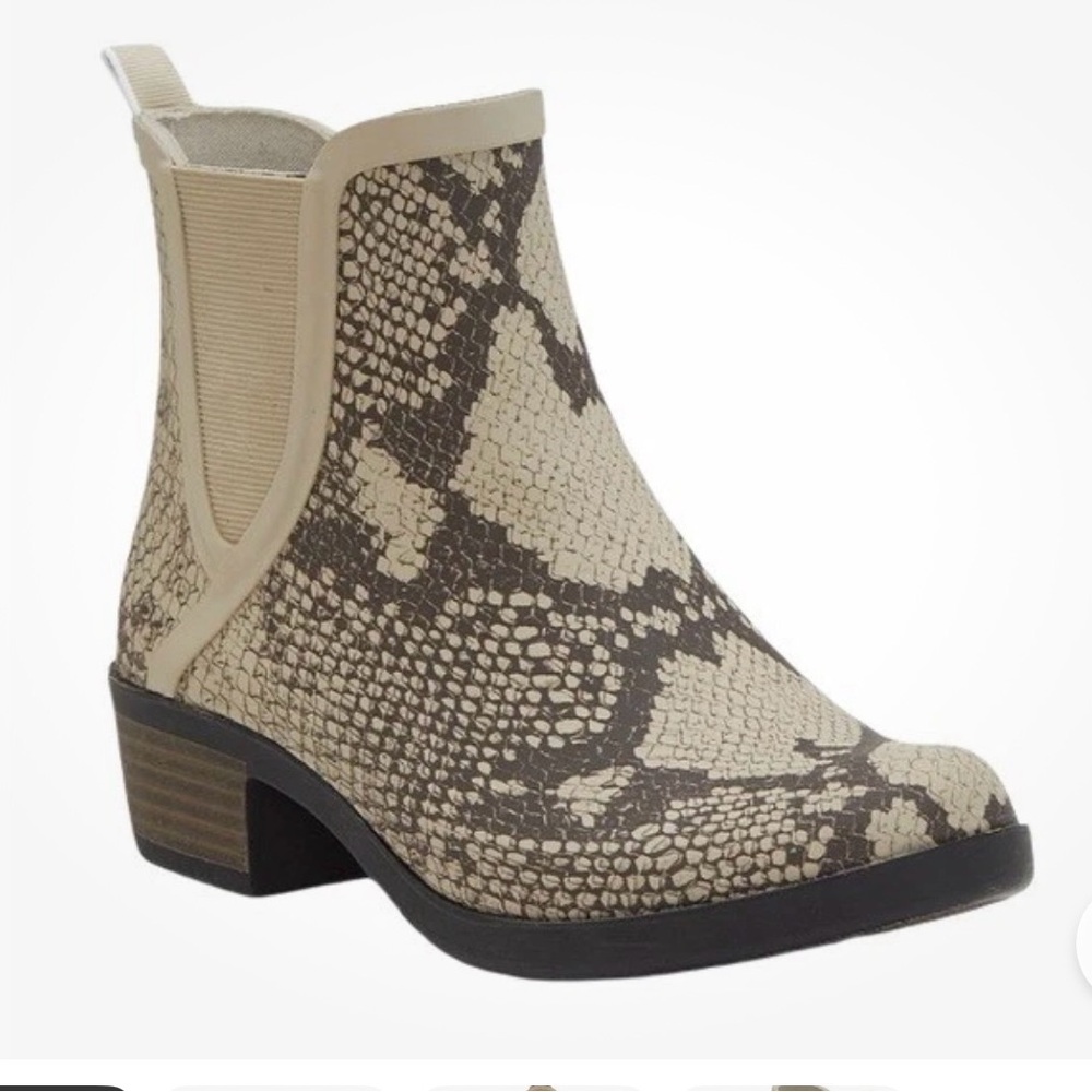Lucky Brand Tan Snake Print Rain Boots